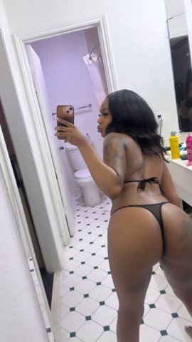 Houston Female Escort — In-Calls and Out-Calls (Mobile) With Verification - 1