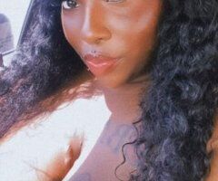 Come See Me in Florence — Private Discreet BBW Squirting (Towel Needed) - Image 8