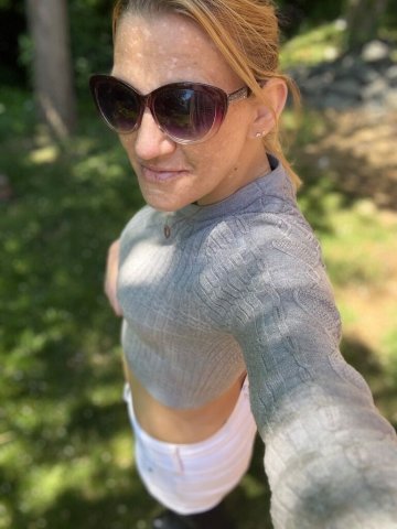 Mandy in Annapolis — Blonde Female Escort with Deep Tissue Massage - 1