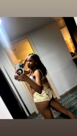 Oklahoma City Female Escort — 2 Girl Special - 1