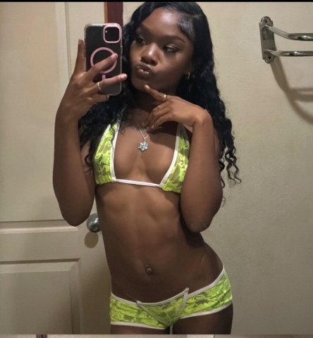 Washington D.C. Incall & Outcall — Fetish-Friendly Female Escort, Video Verification - 1