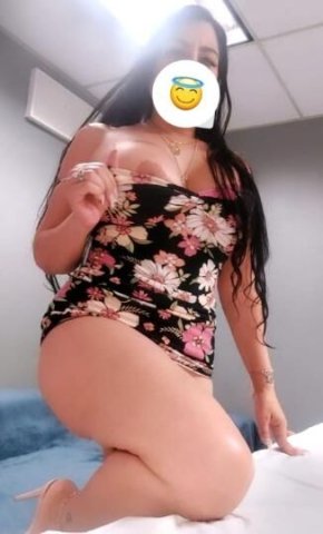 Space Coast Female Escort — Military Discount, OF Live Sessions - 1