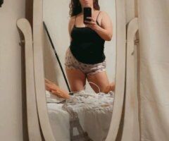 Tampa Female Escort — Curly Brown Hair & Curvy Figure - Image 4