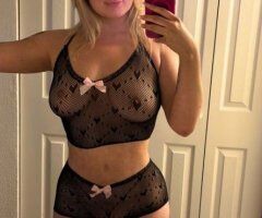 Sacramento escorts - Sacramento Female Escort — Incall/Outcall Car Fun