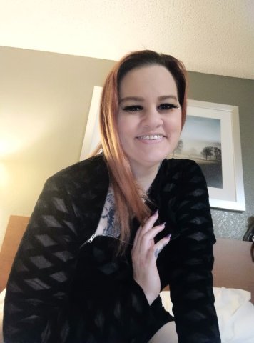 Discreet, respectful visits — Seattle female escort (30-min & hourly options) - 1