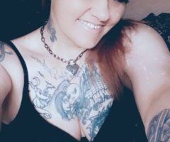 Discreet, respectful visits — Seattle female escort (30-min & hourly options) - Image 4