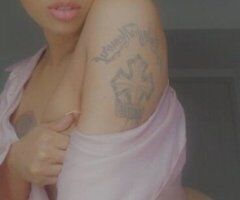 Hemet CA Female Escort — prebooked outcalls - Image 4