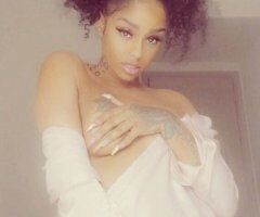 Hemet CA Female Escort — prebooked outcalls - Image 5