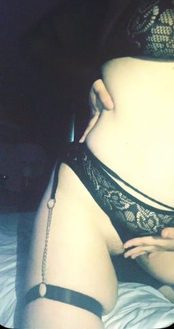 Inland Empire CA Female Escort — In-calls & Outcalls, Domination, Therapeutic Massage - 1