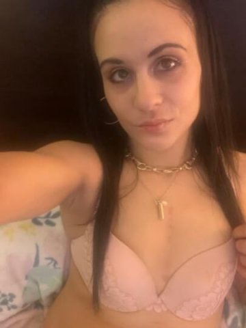 Cielo — Professional Female Escort (No BB, No Greek/CIP) - 1
