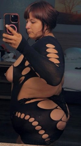Gorgeous BBw, Tight & Sweet — Two Girls, Trucker Friendly (34) - 1