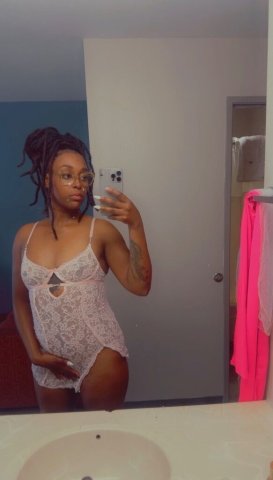 Incall/Outcall Female Escort in Chicago, IL - 1