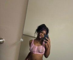 Roanoke, Virginia Female Escort — tender encounter for upscale gentlemen - Image 3