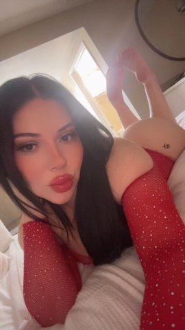 Sacramento Female Escort — Incall only, facetime/snapchat screening - 1