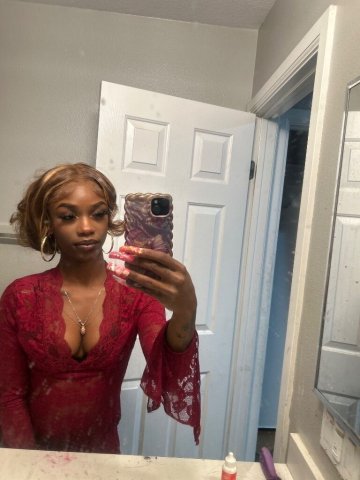 Nana — San Diego Female Escort for discreet outcalls & content - 1