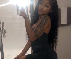 Sweet, Petite Milwaukee Female Escort — Discreet 1of1 Experience - Image 2