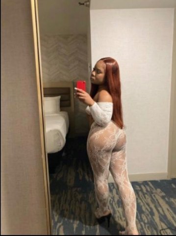Long Beach Female Escort — Asian/Belizean, 5'1" 130 lbs - 1
