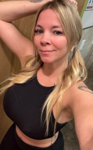 Fayetteville NC Mature Milf Escort (Incall/Outcall/Car Fun) — Video Sales - 1