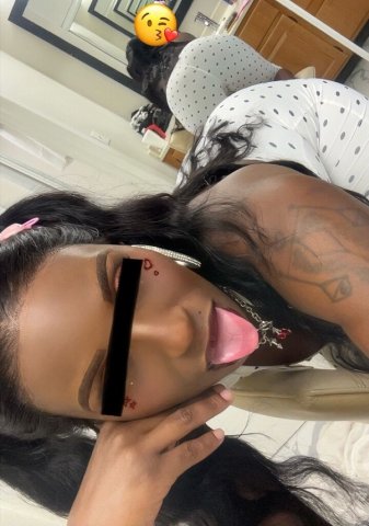 Philadelphia PA Female Escort — Incalls, Car Dates & Outcalls (Custom Session) - 1