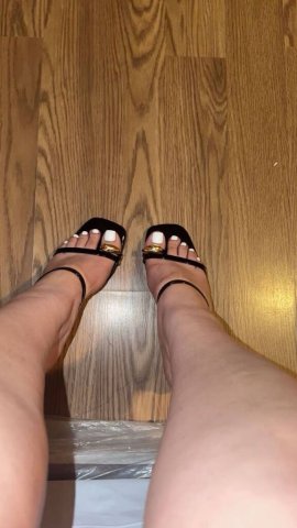 Latin Colombian Female Escort — Incall - 1