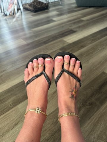 Lesley “Tiger Queen” — Pittsburgh PA In-Call With No Deposit (Facetime, Meetups, Verification) - 1