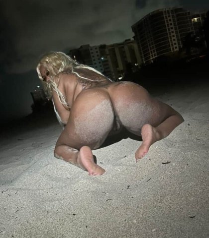 Detroit BBW Companion — Incall & Outcalls, Fetish-Friendly Extras - 1