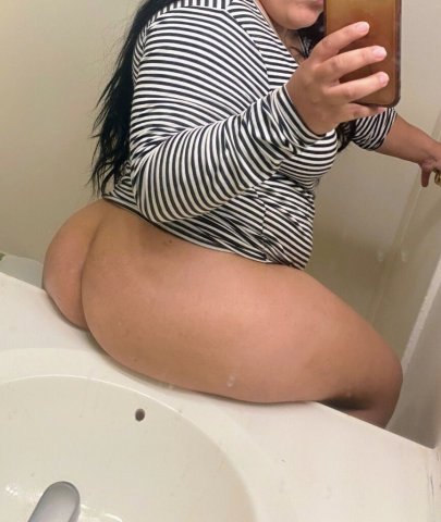 Latina sexy disponible en Chicago, IL — full oral y varias posiciones - 1
