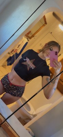 Bakersfield CA Incalls — Tall, Cute Female Escort Photos - 1