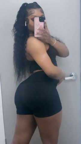Head Only — Slim Thick Big Booty Escort - 1