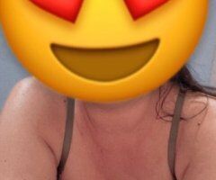 Manhattan escorts - Manhattan Discreet Female Escort — No Nude Video Calls