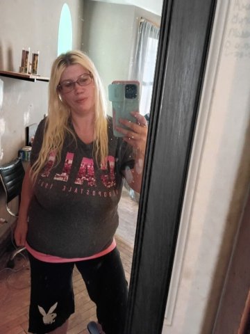 Cincinnati Mature Regulars 40+ — Incall at My Place (GFE, Playful Videos) - 1