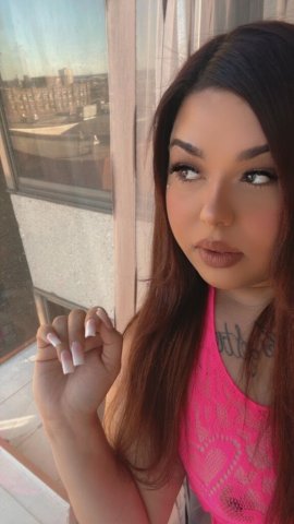 Mina (24) — Latina Squirter Escort in Modesto, CA (pics, videos, in/outcalls) - 1
