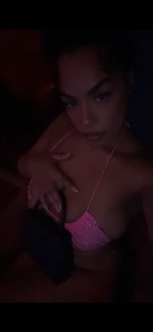 Seattle WA Whole Package Exotic Bombshell - 1