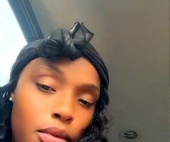Denton TX Female Escort — curvy build - Image 2