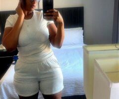 Denton TX Female Escort — curvy build - Image 5