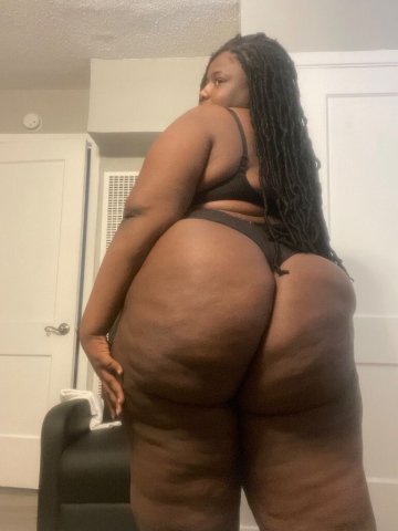 Memphis TN Female Escort — in-room dating - 1