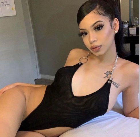 Palmdale/Lancaster Female Escort — Back in town - 1