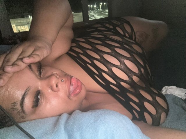Seattle BBW Redbone Escort for Incalls, Outcalls & Dates - 1