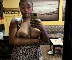 Palm Springs escorts - Palm Springs CA Female Escort — Outcall only with full services
