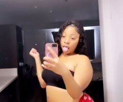 Bakersfield escorts - Kandy  Short & Thick — Bakersfield In-Call/Out-Call