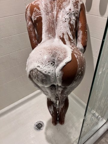 In/Outcall Female Escort in Grand Rapids (Fetish-Friendly) - 1