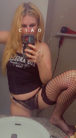 Tulsa Female Escort — lingerie, costumes & play time - 1