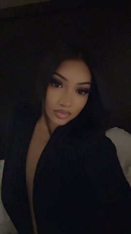 Petite freak treat — 4’8” slim waist, bubble butt escort - 1
