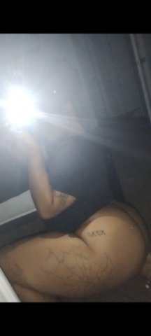 Strawberry-Themed Incalls/Outcalls — Drama-Free Service in Ocala, FL - 1
