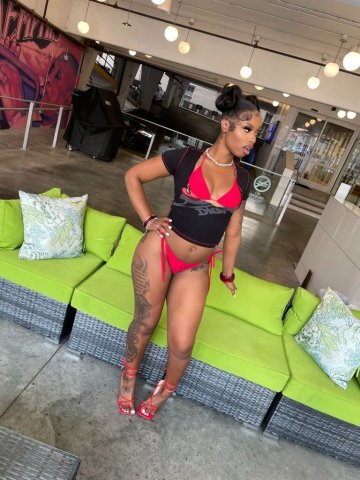 Birmingham Female Escort — FaceTime or Google Meets Verification - 1