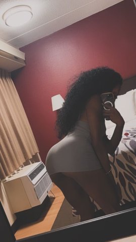 St. Louis Female Escort — Outcalls Only - 1