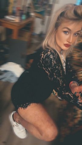 Tacoma Female Escort — Tease (15 Min), Temptation (30 Min), 1 Hour Package - 1