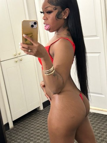 Northern Virginia In-Call Dominican Girl — Tight Spinner Body, Foot Fetish & Massages - 1