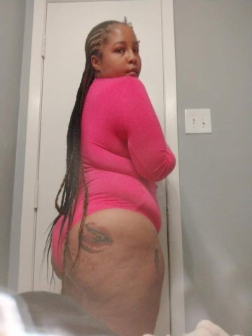 Juicy Outcalls Special — Truckers Friendly (No Bare) - 1