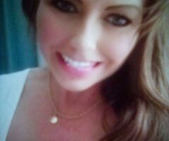 Palm Springs escorts - Palm Springs Saturday Specials with a Female Escort